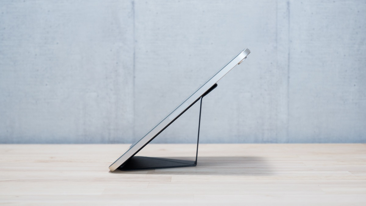 「iPad mini 6 対応 MOFT X」をレビュー。折り畳めるコンパクトなタブレットスタンド